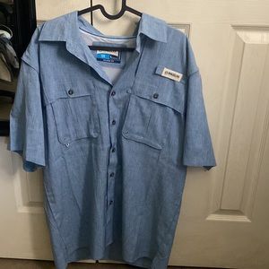 NEW Size S Men’s Magellan Outdoors blue relaxed fit fishing shirt
